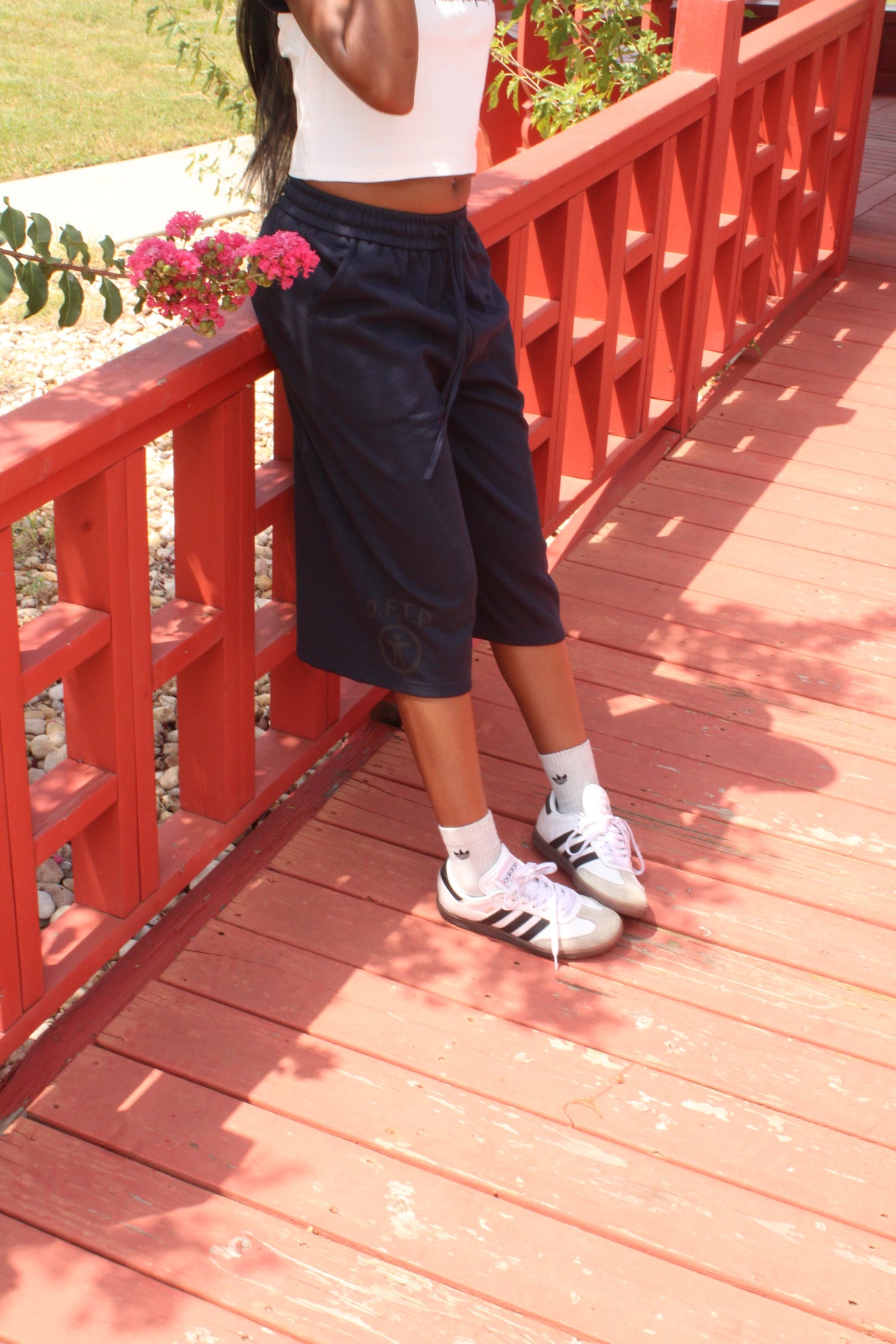 3/4 Navy Shorts